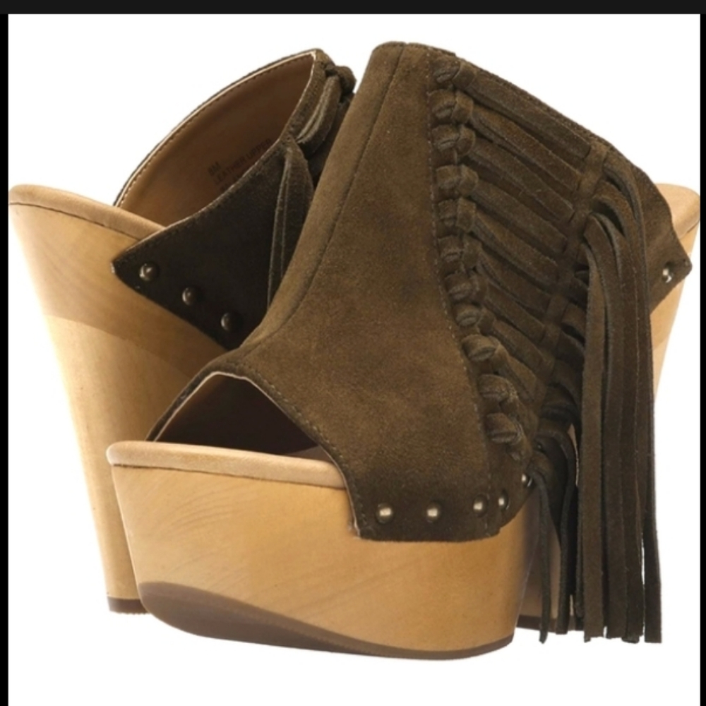 Mojo Moxy Bandalero Fringed Wedges size 7.5